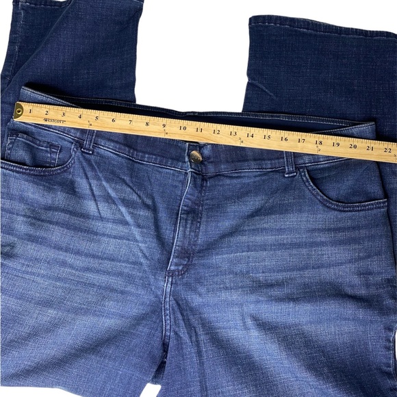 Lee Plus Women’s Bootcut Mid Rise Denim Jean - Picture 7 of 8